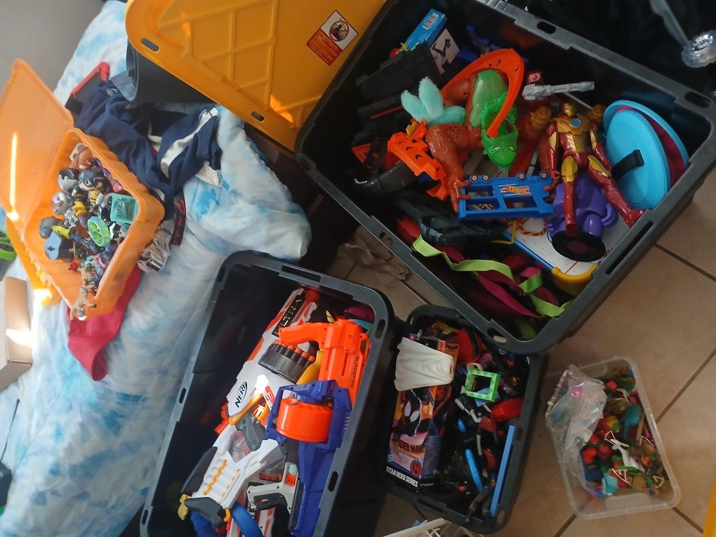 3 BIG CONTAINERS FULL OF TOYS ....SOME NEW SOME USED,All Products : American Fashion Style Bags On Sale