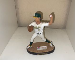 2005 Oakland A's Barry Zito Limited Edition Oakland Coliseum Figurine limited excellent condition Athletics memorabilia rare