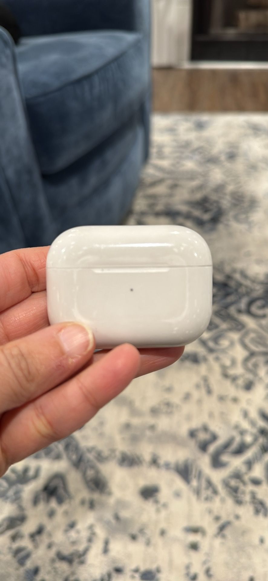 Apple AirPods 2 With Lighting Cable
