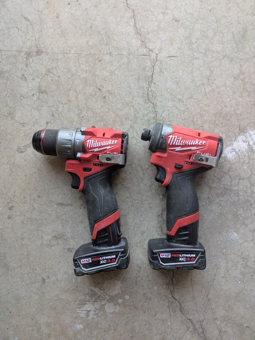 Milwaukee M12 FUEL Hammer Drill + Impact Driver Set w/ 2 XC 3.0 Batteries
