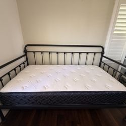 Living Spaces Twin Bed 