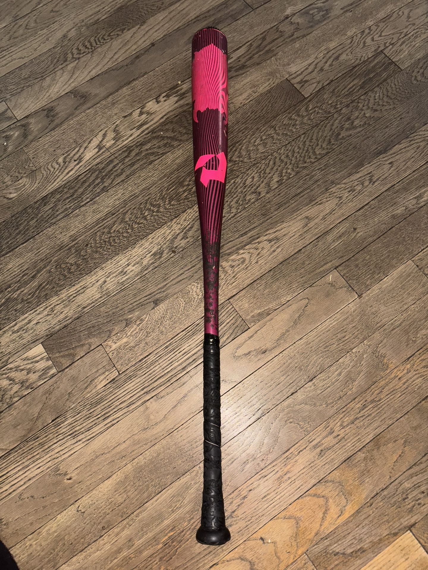Demarini Voodoo (Pink Valentine’s Day Exclusive)