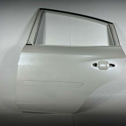  IMPREZA LEFT REAR DOOR