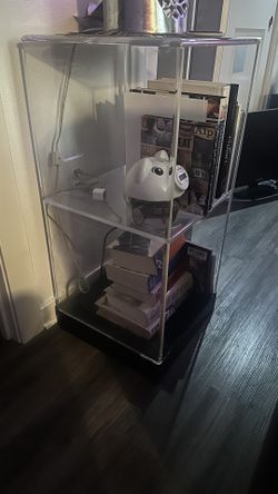 2 shelf lucite shelf