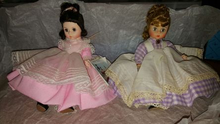 Madam Alexander 8" dolls in very good and clean conditions no box