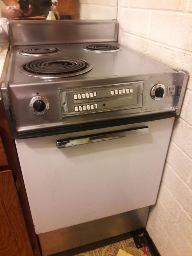 General electric push button stove and oven vintage