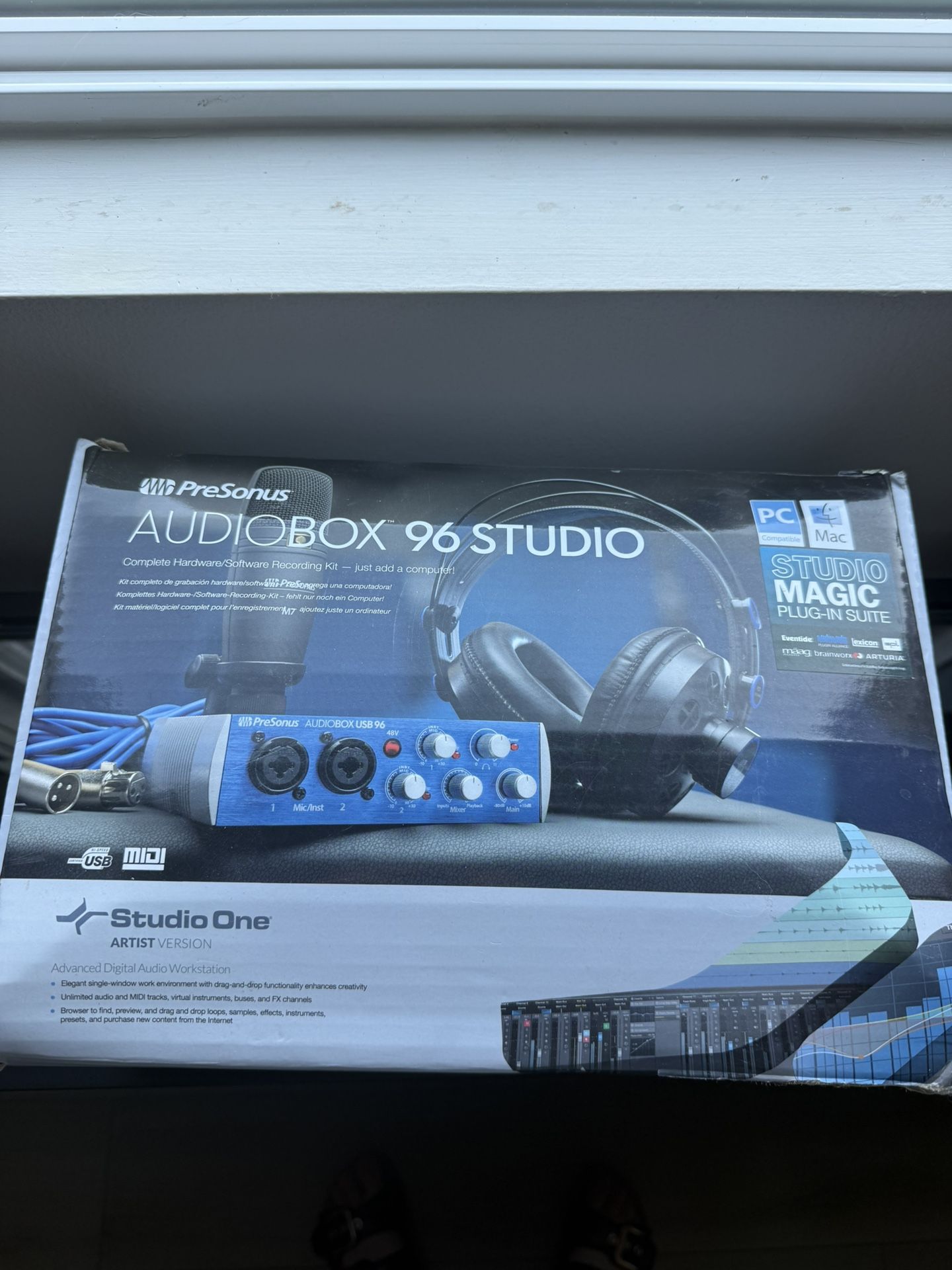 PreSonus AudioBox 96 Studio Bundle