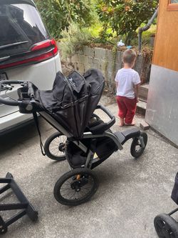 Jogging stroller