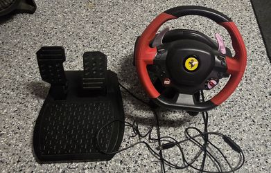 Trustmaster 458 spider racing wheel and pedal