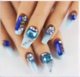24 PCS Blue STONE AND GEM PRESS-ON NAILS  W/ FREE GIFT NECKLACE SET IN IMAGE 