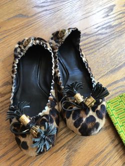 Tory Burch Reese flats  leather tassels for Sale in Chicago, IL - OfferUp