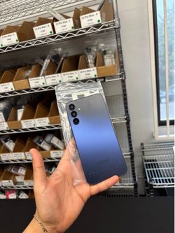Samsung Galaxy A15 📱✨ | 128GB | Unlocked | Smooth AMOLED Display 🔥
