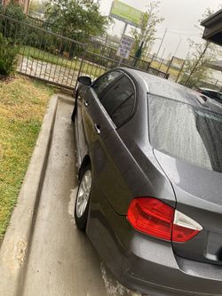 Bmw 325i runs and drives clean title