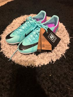 Nike Mercurial Vapor Academy AG Cleats