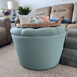 Teal Ottoman/coffee table with storage 