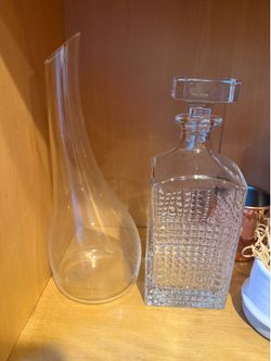 2 Glass Decanters - no chips or scratches