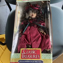 Dolls, Dolls, Dolls, A Lot Of Five Different Dolls