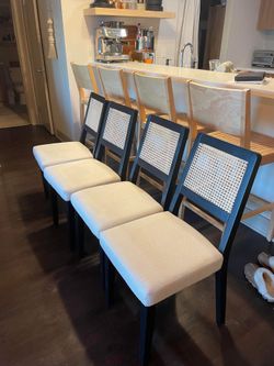 Modern Dining chairs x4