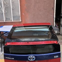 2010-2015 Toyota Prius Tailgate Oem