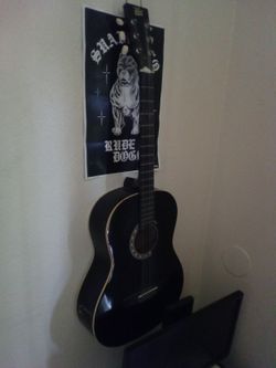 Rogue Guitar 80$OBO 