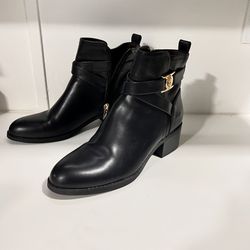 Tommy Hilfiger Women's Imiera Ankle Boots Size: 8.5.