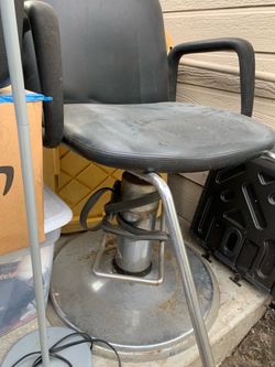 Barber chair