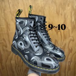 Dr. Marten 1460 Wild Serpent Leather Boots
