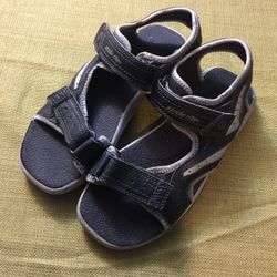 Stride Rite( Size : Boys Axel US 2 M )