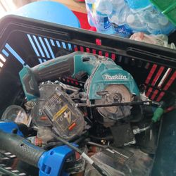 Makita SH02Z Cordless Circular Saw for Sale in Portland OR OfferUp