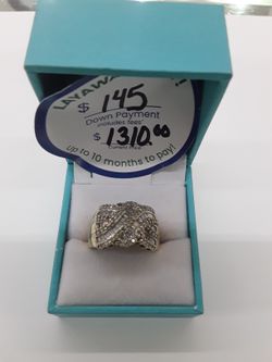 10kt yellow Gold Diamond Ring 