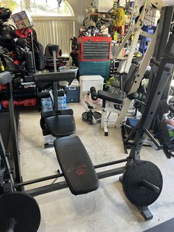 WEIGHT BENCH PLUS ADJUSTABLE DUMBBELLS!