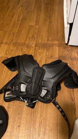 xenith shoulder pads adult medium