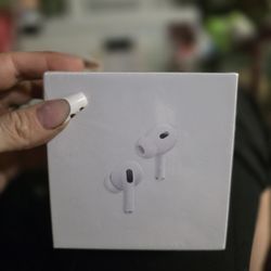 Apple AirPods 2nd generation SEALED BRAND NEW