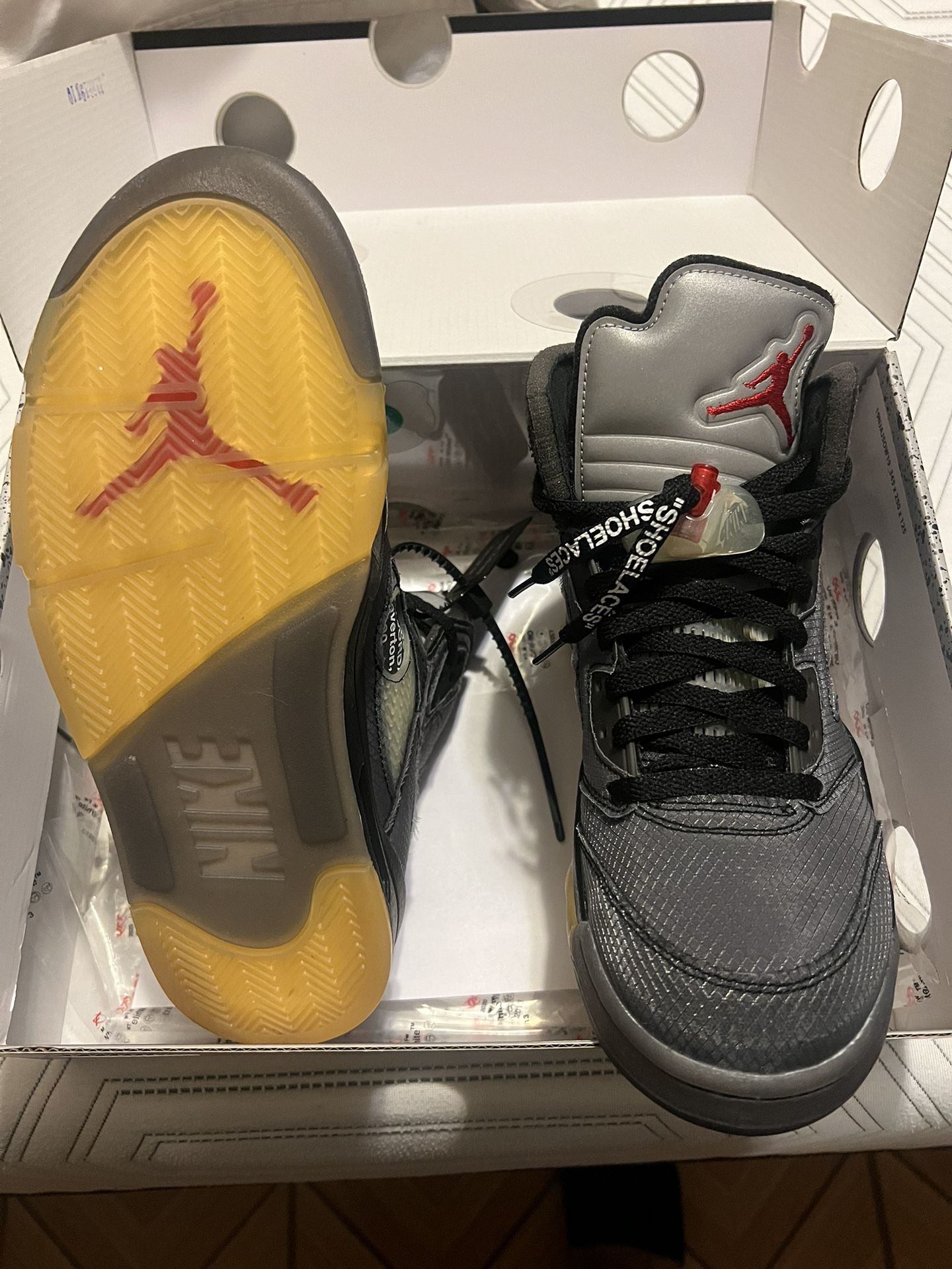 Jordan 5 Off White