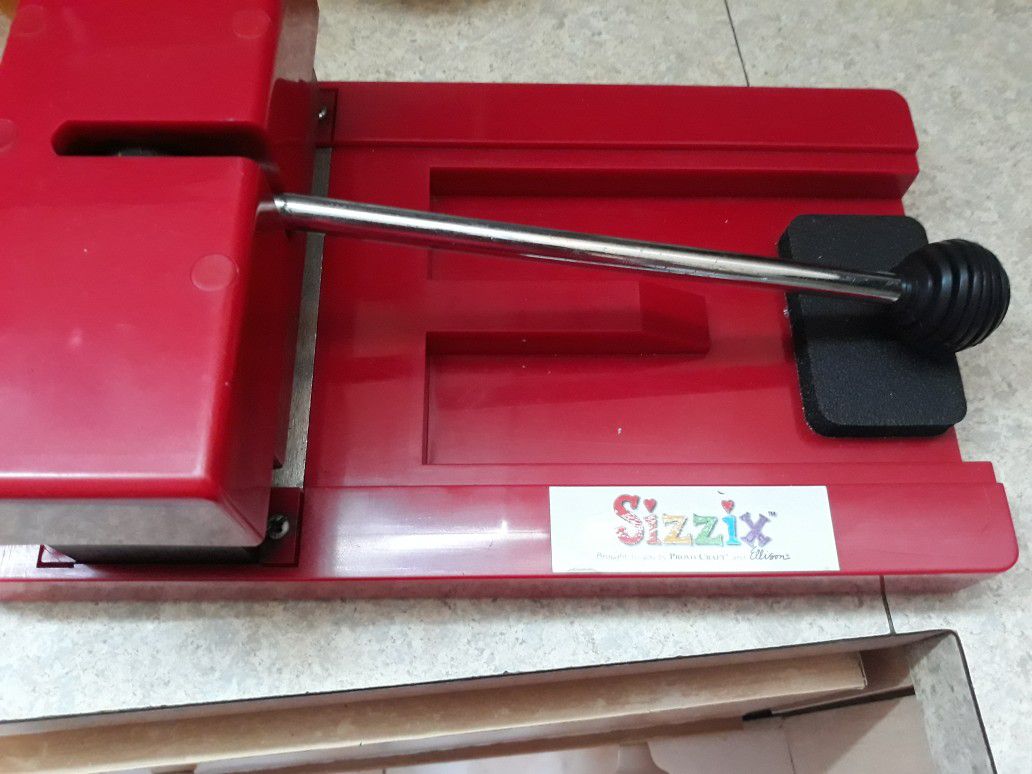 Sizzix cutting machine