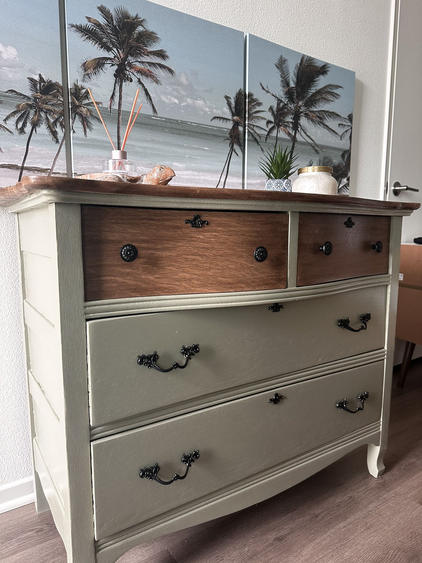 Vintage Oak Chest Of Drawers - Free Delivery