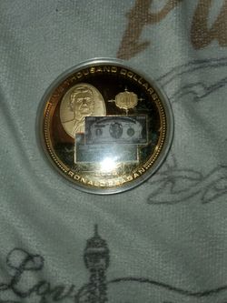 New commemorative 5000 dollar Ronald Regan coin.