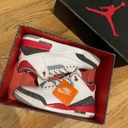 Jordan 3 Retro Fire Red 2022