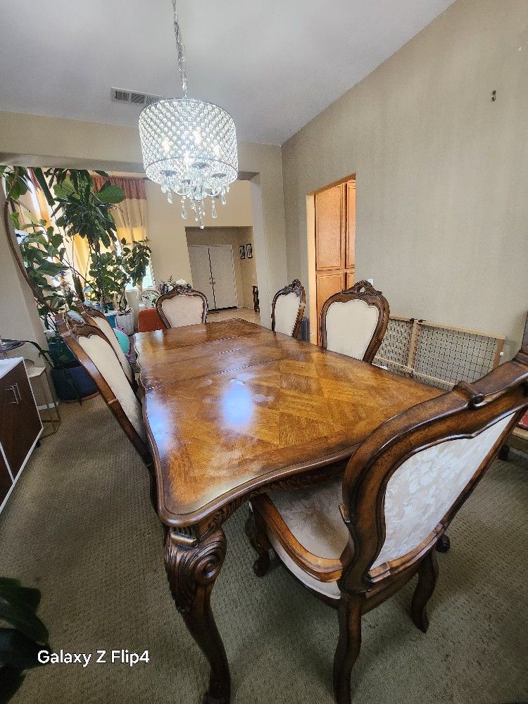 Dining Table Set