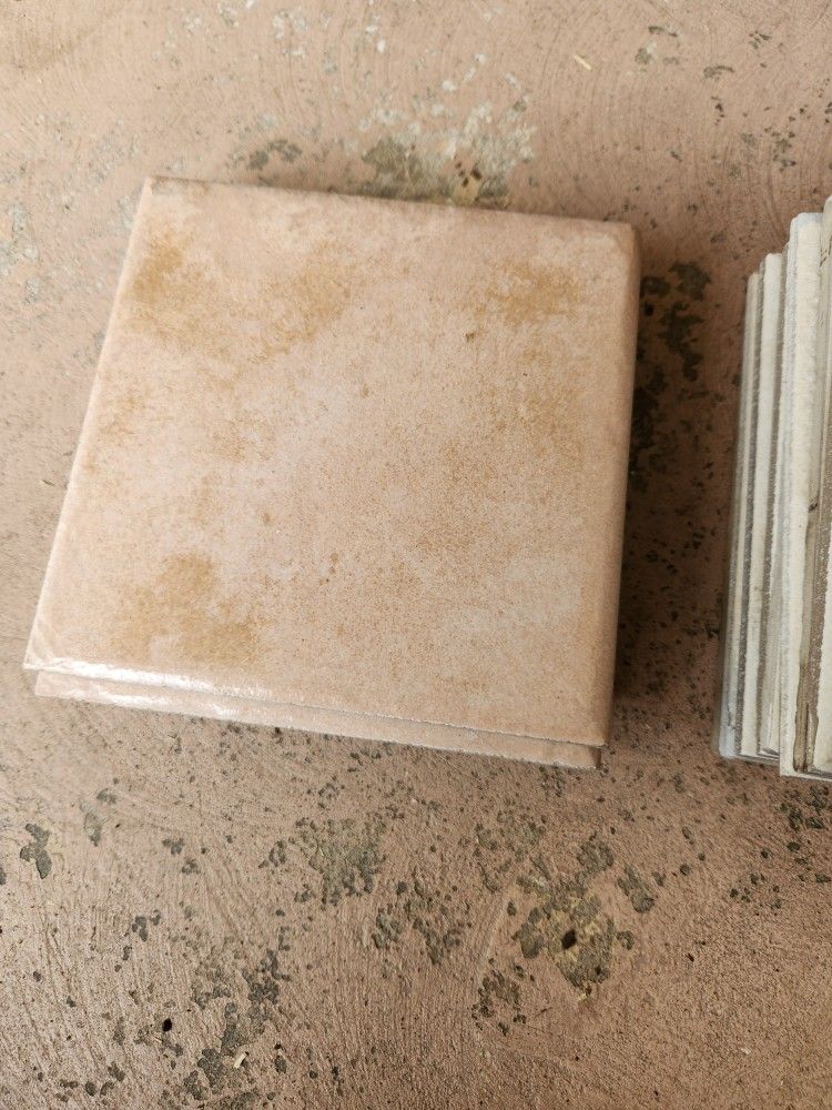 5.75 Square Caramic Tiles 23 beige and 4 red