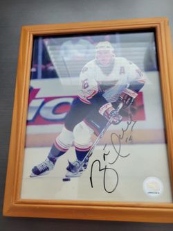 Autographed Framed Brett Hull Picture