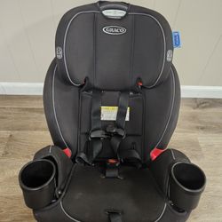 Graco TrioGrow SnugLock Car Seat
