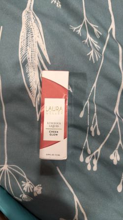 Laura Geller Luscious liquid Cheek Glow