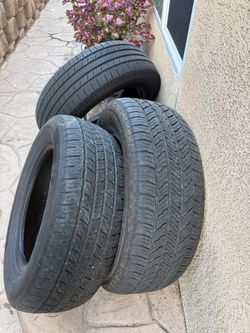 Set of 4 Used All-Season Car Tires