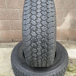 2 Tires 265/65/18 Goodyear