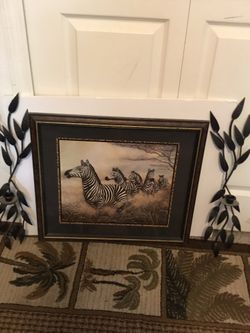 Nice Zebra print pic with sconces