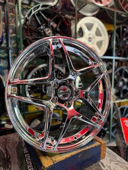 18x8.5” Kansei “Astro” Wheels