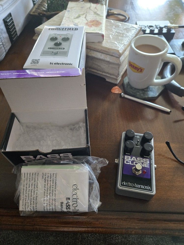 Bass Clone Pedal