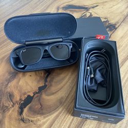 Ray Ban Stories Wayfarer Sunglasses
