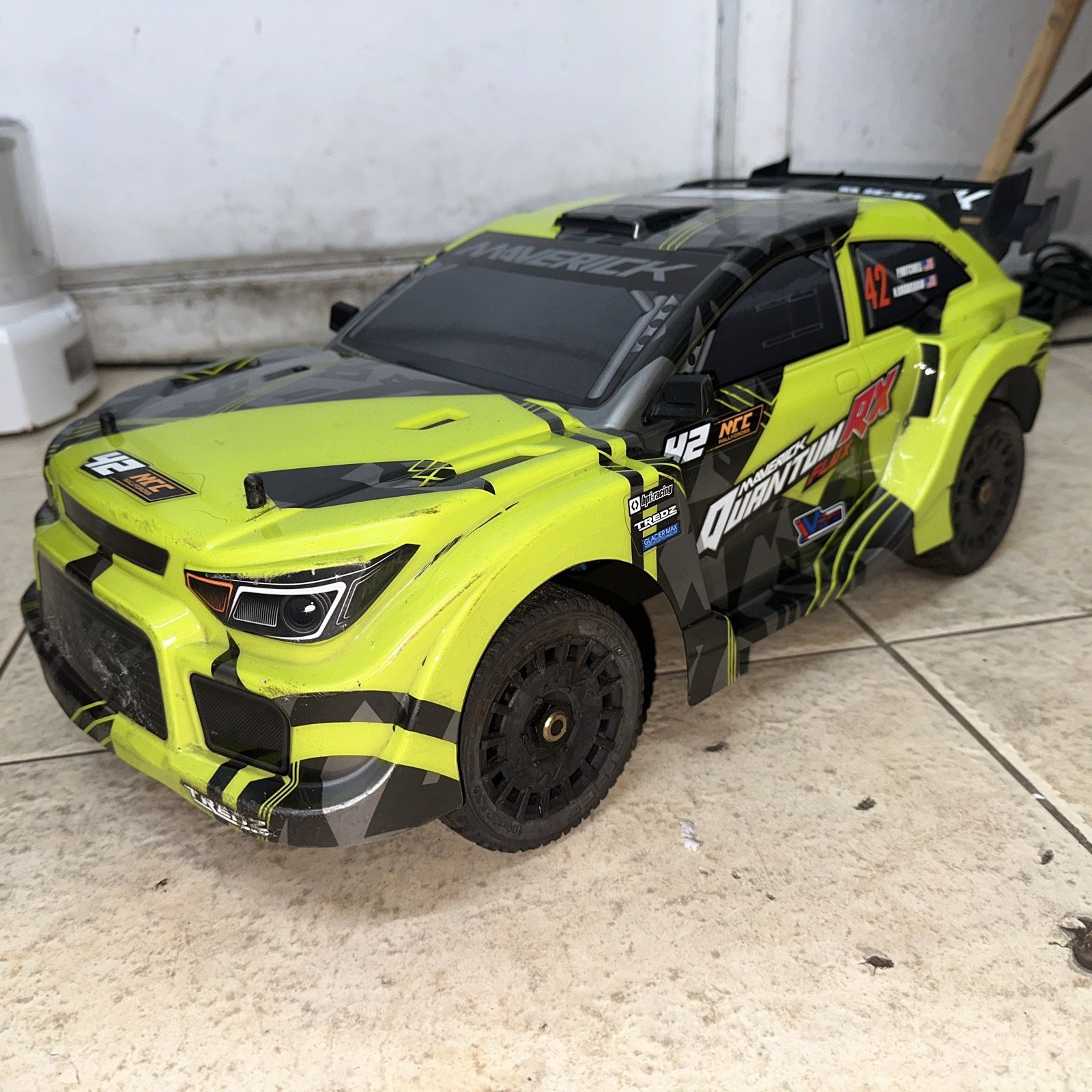 HPI 1/8 Maverick QUANTUM RX FLUX Rally RC Car BRUSHLESS 